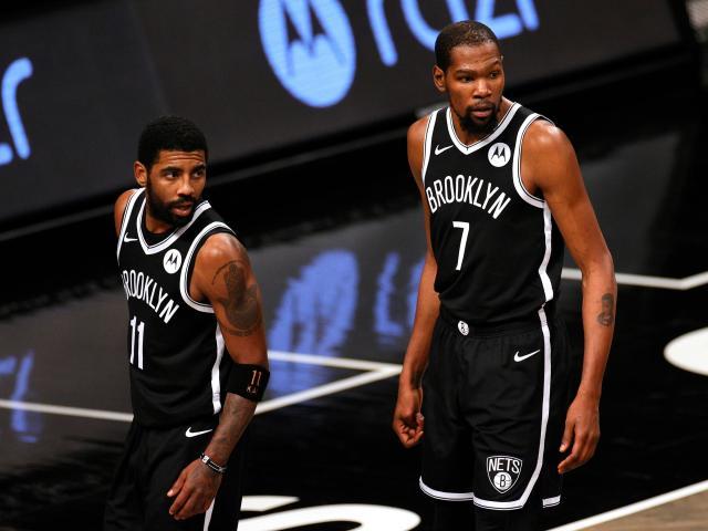 1641737269228011324.jpg Thomas-BrooklynNets.jpg